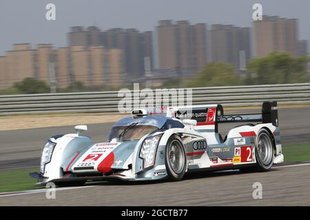 Tom Kristensen (DEN) / Loic Duval (fra) / Allan McNish (GBR) Audi Sport Team Joest, Audi R18 e-tron quattro. Campionato Mondiale FIA Endurance, turno 7, venerdì 8 novembre 2013. Shanghai, Cina. Foto Stock