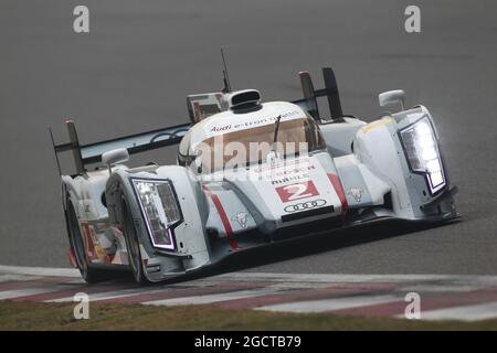 Tom Kristensen (DEN) / Loic Duval (fra) / Allan McNish (GBR) Audi Sport Team Joest, Audi R18 e-tron quattro. Campionato Mondiale FIA Endurance, turno 7, venerdì 8 novembre 2013. Shanghai, Cina. Foto Stock