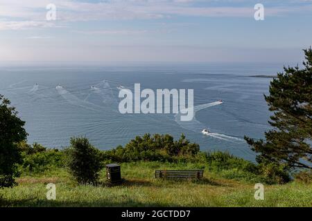 Alba a Looe Bay sulla costa della Cornovaglia Foto Stock