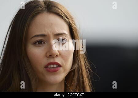 Jessica Michibata (JPN), ragazza di Jenson Button (GBR) McLaren. Gran Premio di Cina, venerdì 18 aprile 2014. Shanghai, Cina. Foto Stock