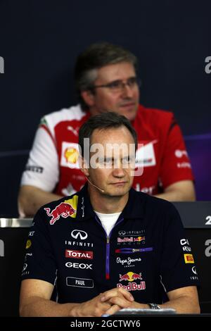 Paul Monaghan (GBR) Red Bull Racing Chief Engineer alla conferenza stampa della FIA. Gran Premio del Giappone, venerdì 3 ottobre 2014. Suzuka, Giappone. Foto Stock