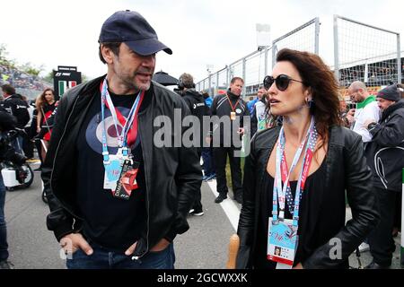 (Da L a R): Javier Bardem (ESP) attore con sua moglie Penelope Cruz (ESP) attrice. Gran Premio del Canada, domenica 12 giugno 2016. Montreal, Canada. Foto Stock