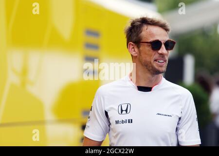 Jenson Button (GBR) McLaren. Gran Premio di Germania, giovedì 28 luglio 2016. Hockenheim, Germania.