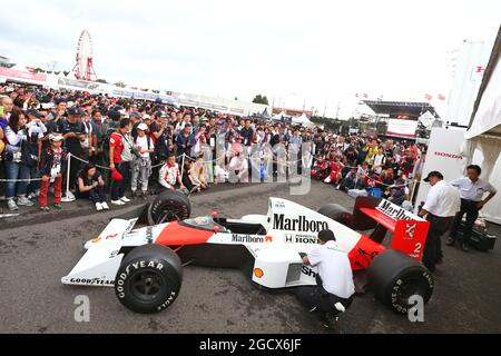 Una vettura McLaren Honda in mostra. Gran Premio del Giappone, domenica 9 ottobre 2016. Suzuka, Giappone. Foto Stock