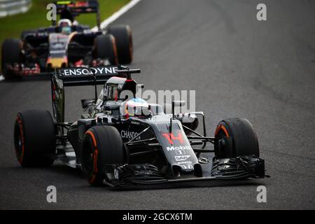 Fernando Alonso (ESP) McLaren MP4-31. Gran Premio del Giappone, domenica 9 ottobre 2016. Suzuka, Giappone. Foto Stock