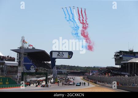 La griglia prima dell'inizio della gara. Campionato Mondiale FIA Endurance, ore 24 le Mans - Qualifiche, sabato 17 giugno 2017. Le Mans, Francia. Foto Stock