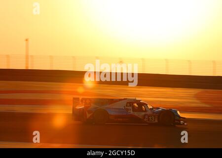 Mathias Biche (sui) / David Heinemeier-Hansson (DEN) / Nelson Piquet Jr (BRA) 13 Vaillante Rebellion, Oreca 07 - Gibson. Campionato Mondiale FIA Endurance, turno 9, giovedì 16 novembre 2017. Sakhir, Bahrein. Foto Stock