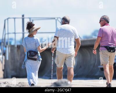 Sheerness, Kent, Regno Unito. 10 agosto 2021. Regno Unito Meteo: Un pomeriggio di sole a Sheerness, Kent. Credit: James Bell/Alamy Live News Foto Stock