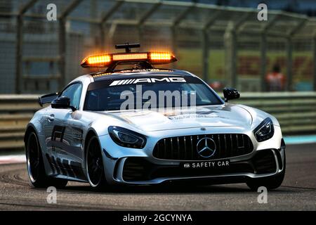 La Safety Car FIA. Gran Premio di Abu Dhabi, domenica 25 novembre 2018. Yas Marina Circuit, Abu Dhabi, Emirati Arabi Uniti. Foto Stock