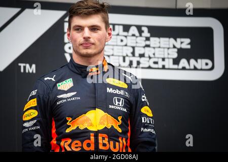 Il vincitore della gara Max Verstappen (NLD) Red Bull Racing sul podio. Gran Premio di Germania, domenica 28 luglio 2019. Hockenheim, Germania. Foto Stock