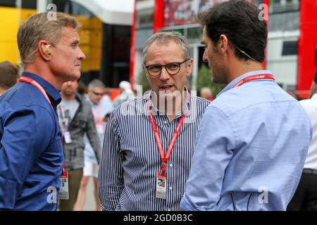 (Da L a R): David Coulthard (GBR) Red Bull Racing e Scuderia Toro Advisor / Channel 4 F1 commentatore con Stefano Domenicali (ITA) FIA Presidente della Commissione monoposto e Mark Webber (AUS) relatore canale 4. Gran Premio d'Italia, sabato 7 settembre 2019. Monza Italia. Foto Stock