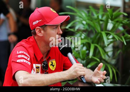 Sebastian Vettel (GER) Ferrari. Gran Premio di Singapore, giovedì 19 settembre 2019. Circuito Marina Bay Street, Singapore. Foto Stock