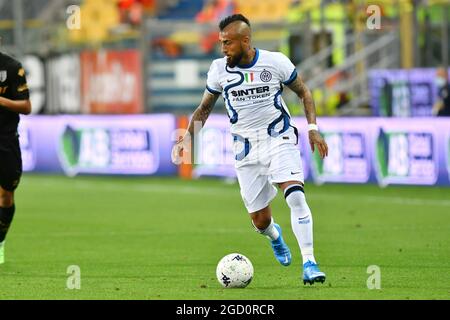 Parma, Italia. 8 agosto 2021. Arturo Vidal (Inter) durante il tiroloEvento, amichevole partita di calcio a Parma, Italia, Agosto 08 2021 Credit: Independent Photo Agency/Alamy Live News Foto Stock