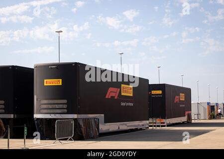 Atmosfera paddock - Pirelli Trucks. Gran Premio del 70° anniversario, sabato 8 agosto 2020. Silverstone, Inghilterra. Foto Stock