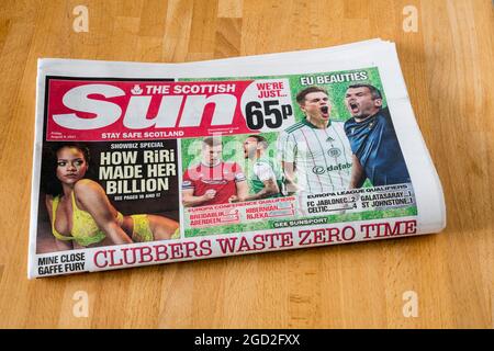 Una copia del quotidiano Scottish Sun. Foto Stock