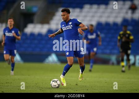 Cardiff, Regno Unito. 10 agosto 2021. Josh Murphy della città di Cardiff in azione. EFL Cup 1st round match, Cardiff City contro Sutton Utd al Cardiff City Stadium di Cardiff, Galles, martedì 10 agosto 2021. Questa immagine può essere utilizzata solo per scopi editoriali. Solo per uso editoriale, è richiesta una licenza per uso commerciale. Nessun utilizzo nelle scommesse, nei giochi o nelle pubblicazioni di un singolo club/campionato/giocatore. pic di Andrew Orchard/Andrew Orchard sports photography/Alamy Live news Credit: Andrew Orchard sports photography/Alamy Live News Foto Stock