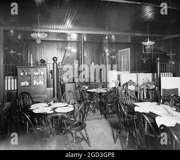 Federazione Generale dei Club delle Donne, Iron Gate Inn, sede centrale della GFWC, 1734 N Street NW, a Washington, D.C. ca. Tra il 1910 e il 1920 Foto Stock