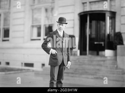 Capt. Roald Amundsen ca. Tra il 1909 e il 1919 Foto Stock