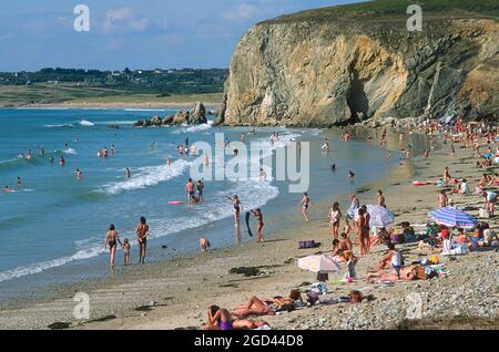 FINISTERE (29) BRETAGNA, PENISOLA DI CROZON, LA SPIAGGIA DI KERLOCH, FRANCIA Foto Stock