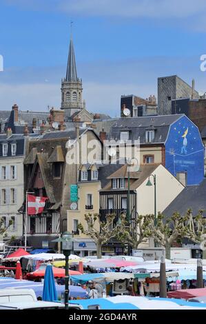 FRANCIA, CALVADOS (14) NORMANDIA, TROUVILLE, IL MERCATO Foto Stock