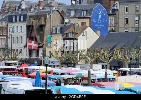 FRANCIA, CALVADOS (14) NORMANDIA, TROUVILLE, IL MERCATO Foto Stock