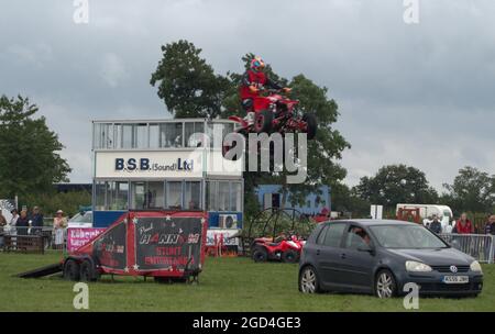 Paul Hanna Stunt spettacolo in quad al Royal Cheshire Show Foto Stock