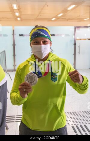 Guarulhos, Brasile. 11 Agosto 2021. 60kg categoria in pugilato femminile, è arrivato all'alba questo Mercoledì (11) all'aeroporto internazionale di Guarulhos, vicino São Paulo. Credit: Yuri Murakami/FotoArena/Alamy Live News Foto Stock