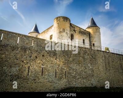 NOIRMOUTIER, Francia, 2021 agosto: Castello medievale Noirmoutier en l'Ile nella regione Pays de la Loire della Francia occidentale Foto Stock