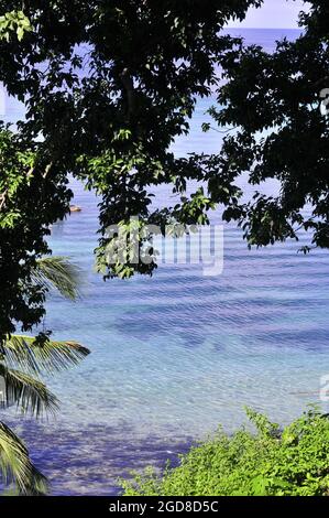 Bunaken Island, Una piccola isola al largo di Manado City, Sulawesi, Indonesia 2018 Foto Stock