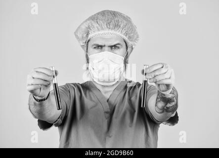 Tipo di virus. Concetto di coronavirus. Il virus dovrebbe mutare. Trasmissione umana-umana. Nuovi virus rilevati sempre. Inizio del virus Foto Stock