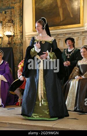 Anne Boleyn. Storia vivente del passato presente 'un'udienza con re Enrico VIII', Castello di Berkeley, Gloucestershire, Inghilterra, Regno Unito, Europa Foto Stock