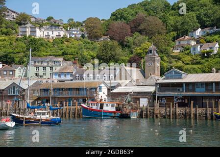 Looe, Cornovaglia, Inghilterra, Regno Unito. 2021. Fiume Looe un popolare centro di villeggiatura e di pesca in Cornovaglia, Regno Unito durante l'estate. Foto Stock