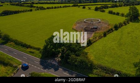 Gamma omnidirezionale ad altissima frequenza Aerial Drone View VOR Ground station National Air Traffic Control Transmitter VOR DME Trent Derbyshire Foto Stock