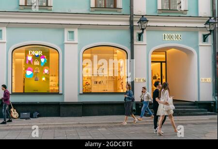 DIOR store front, Petrovka 11, Mosca, Russia Foto Stock