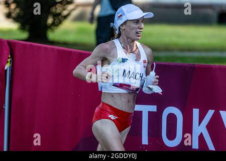 Sapporo, Hokkaido, Giappone. 7 agosto 2021. MACH Angelika (POL) Atletica : Maratona delle donne durante i Giochi Olimpici di Tokyo 2020 a Sapporo, Hokkaido, Giappone . Credit: Takeshi Nishimoto/AFLO/Alamy Live News Foto Stock