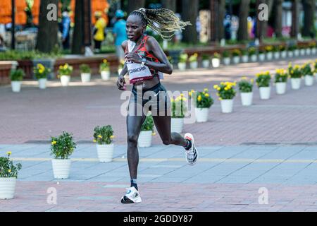 Sapporo, Hokkaido, Giappone. 7 agosto 2021. JEPCHIRCHIR Peres (KEN) Atletica : Maratona delle Donne durante i Giochi Olimpici di Tokyo 2020 a Sapporo, Hokkaido, Giappone . Credit: Takeshi Nishimoto/AFLO/Alamy Live News Foto Stock