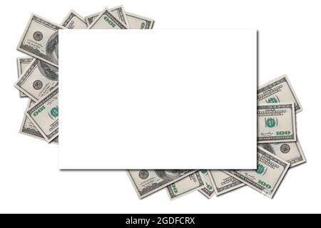 Fondo finanziario con foglio di carta rettangolare vuoto e cornice di cento banconote dollari negli angoli sotto la carta (meno del 50% di Foto Stock