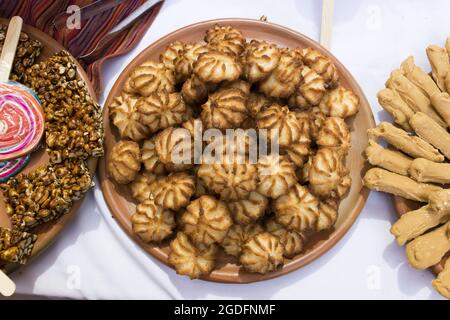 Biscotti di cocco e canillita di latte caramelle tipiche del Guatemala Foto Stock