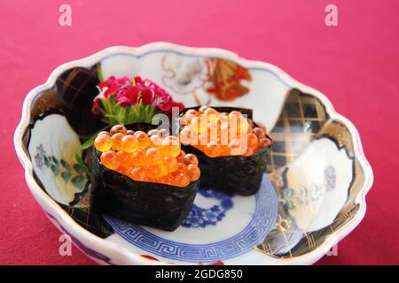 Uova di salmone Ikura Foto Stock
