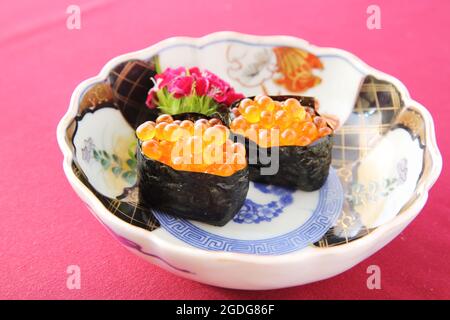 Uova di salmone Ikura Foto Stock