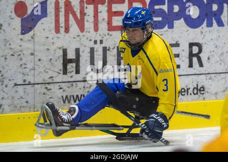 Dresda, Germania. 13 Agosto 2021. Para Ice hockey, partita internazionale, Germania - Svezia, all'EnergieVerbund Arena. Niklas Ingvarsson, giocatore della nazionale svedese di hockey su ghiaccio Para, in azione. Credit: Daniel Schäfer/dpa-Zentralbild/ZB/dpa/Alamy Live News Foto Stock