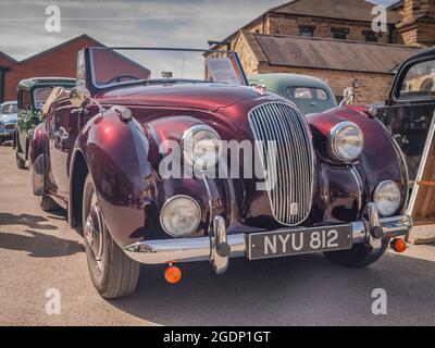 1953 Lagonda al Classic Car Show all'Elsecar Heritage Centre, Barnsley, South Yorkshire. Foto Stock