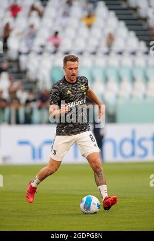 Aaron Ramsey (Juventus FC) durante la partita di calcio pre-stagione tra Juventus FC e Atalanta BC il 14 agosto 2021 allo stadio Allianz di Torino - Foto Nderim Kaceli / DPPI Foto Stock