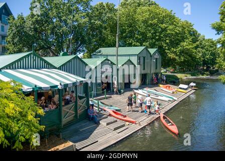 Gite in barca sul fiume Avon, Antigua Boat Sheds, Cambridge Terrace, Christchurch, Canterbury, Nuova Zelanda Foto Stock