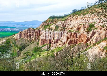 Burrone di Rapa Rosie, riserva geologica e un monumento naturale, vicino a Sebes in Transilvania, Romania Foto Stock