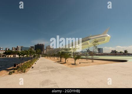 RIO DE JANEIRO, BRASILE - 21 MARZO 2016: Museo del futuro nella recentemente ricostruita Piazza Maua è l'ultima attrazione della città. Foto Stock