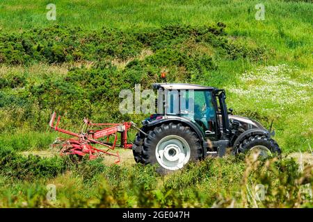 Trattore agricolo, la Hague, dipartimento della Manica, Cotentin, Regione Normandia, Francia Foto Stock