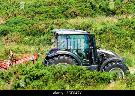 Trattore agricolo, la Hague, dipartimento della Manica, Cotentin, Regione Normandia, Francia Foto Stock