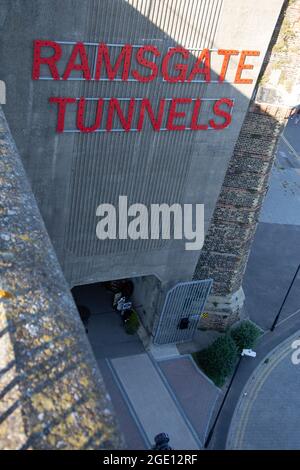 Ingresso ai tunnel Ramsgate Marina Esplanade, Ramsgate Kent, Inghilterra Regno Unito Foto Stock