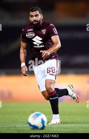 Torino, Italia. 15 agosto 2021. Tomas Rincon del Torino FC in azione durante la partita di calcio Coppa Italia tra Torino FC e US Cremonese. Credit: Nicolò campo/Alamy Live News Foto Stock